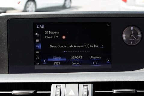 Lexus Es 300H 24