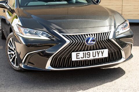 Lexus Es 300H 10