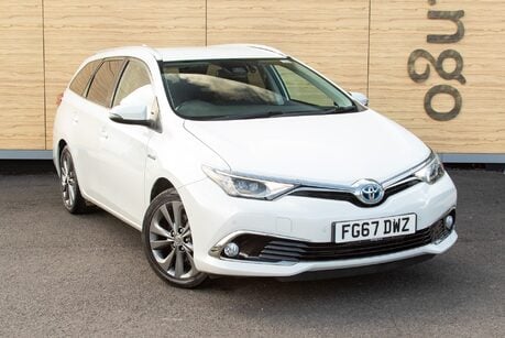 Toyota Auris VVT-I EXCEL TOURING SPORTS TSS