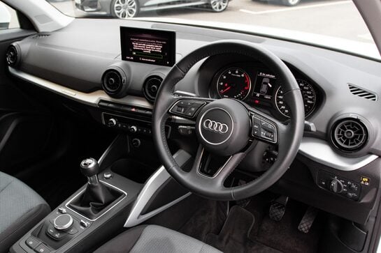 Audi Q2 TFSI SE