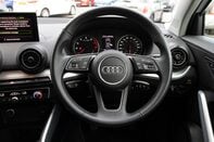 Audi Q2 TFSI SE 21