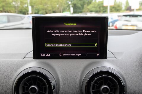 Audi Q2 TFSI SE 28