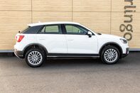 Audi Q2 TFSI SE 12