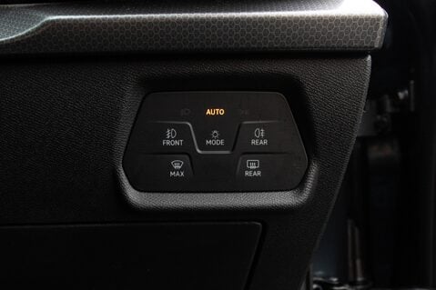 SEAT Leon TSI EVO SE DYNAMIC 16