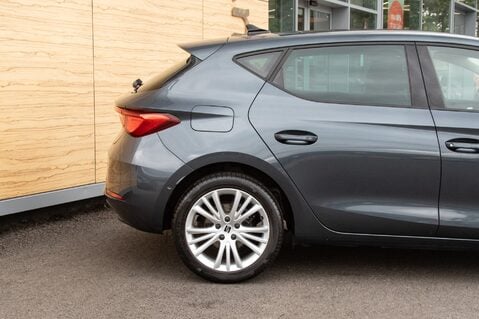 SEAT Leon TSI EVO SE DYNAMIC 7