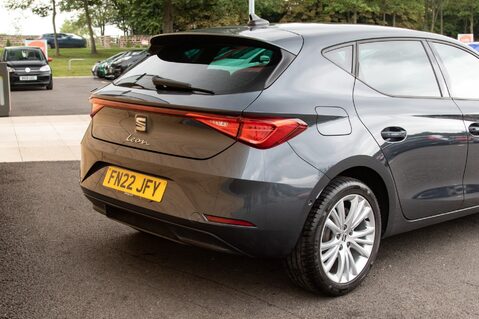 SEAT Leon TSI EVO SE DYNAMIC 8
