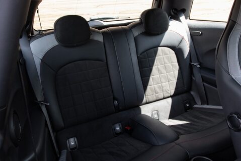 Mini Hatch COOPER SPORT 32