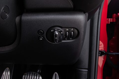 Mini Hatch COOPER SPORT 16