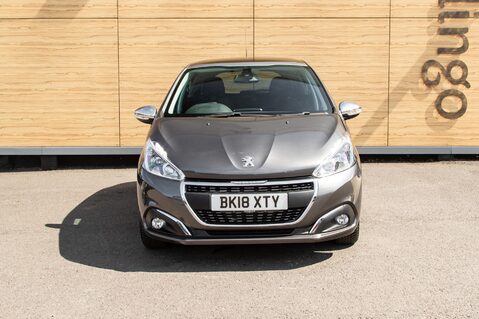 Peugeot 208 PURETECH ALLURE PREMIUM 5