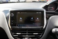 Peugeot 208 PURETECH ALLURE PREMIUM 25