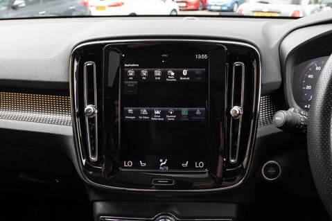 Volvo XC40 D3 R-DESIGN PRO 27