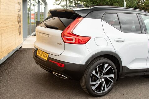 Volvo XC40 D3 R-DESIGN PRO 8