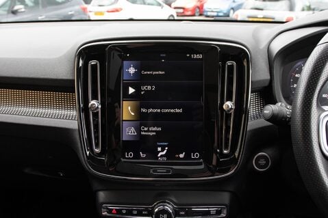 Volvo XC40 D3 R-DESIGN PRO 22