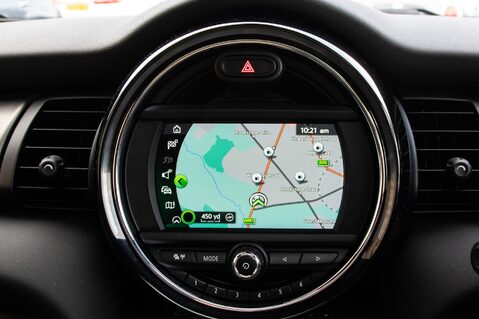 Mini Hatch COOPER EXCLUSIVE 24