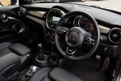 Mini Hatch COOPER EXCLUSIVE 4