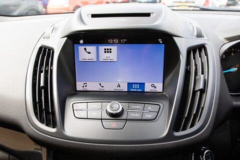Ford Kuga ST-LINE EDITION 25