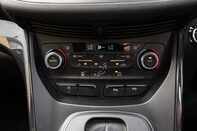 Ford Kuga ST-LINE EDITION 32