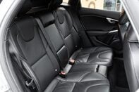 Volvo V40 D4 R-DESIGN PRO 33