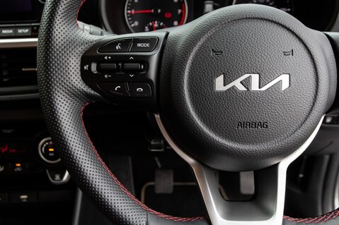 Kia Picanto GT-LINE S ISG 19