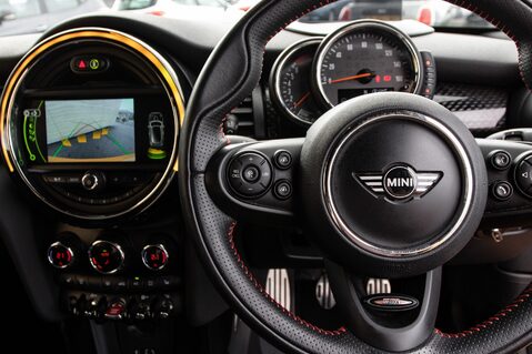 Mini Hatch COOPER S 19
