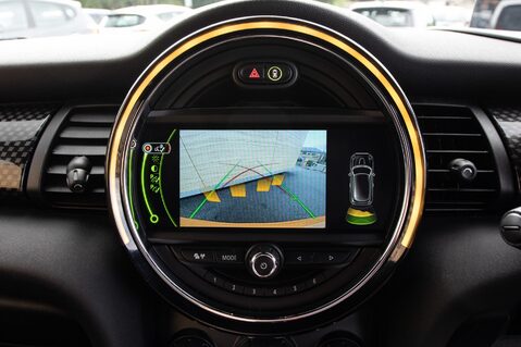 Mini Hatch COOPER S 22