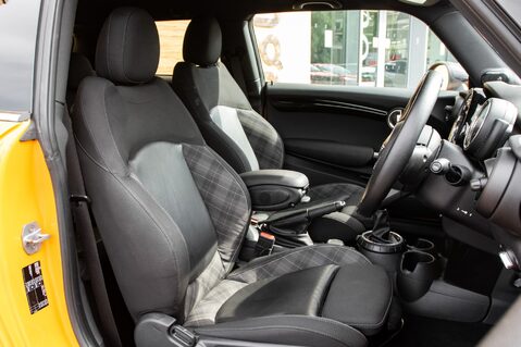 Mini Hatch COOPER S 29