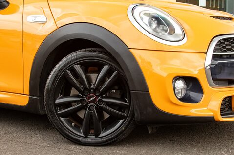 Mini Hatch COOPER S 11