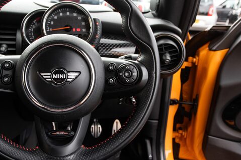 Mini Hatch COOPER S 20
