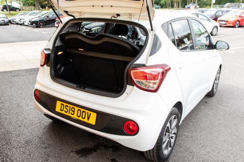 Hyundai i10 PLAY 36