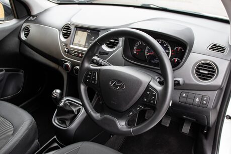 Hyundai i10 PLAY