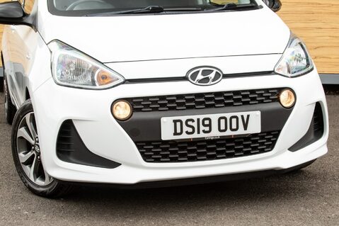 Hyundai i10 PLAY 10