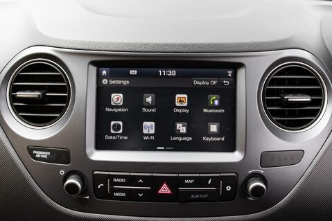 Hyundai i10 PLAY 25