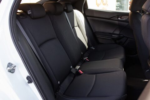 Honda Civic VTEC SE 29