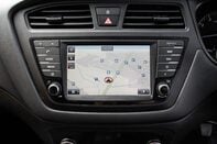 Hyundai i20 MPI PREMIUM NAV 25
