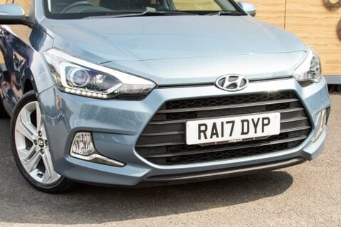 Hyundai i20 MPI PREMIUM NAV 9