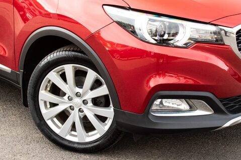 MG ZS EXCITE 11