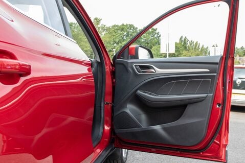 MG ZS EXCITE 14