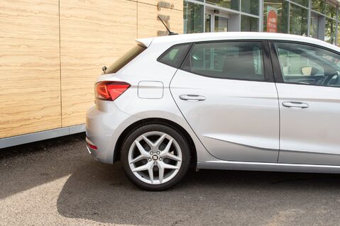 SEAT Ibiza TSI FR 7