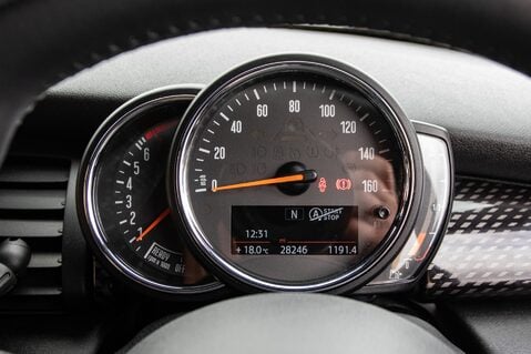Mini Hatch COOPER S 15