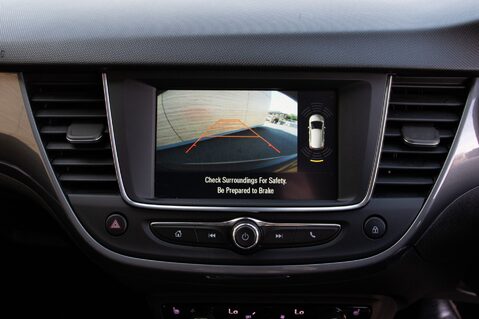Vauxhall Crossland ELITE 28