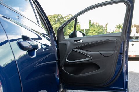 Vauxhall Crossland ELITE 14