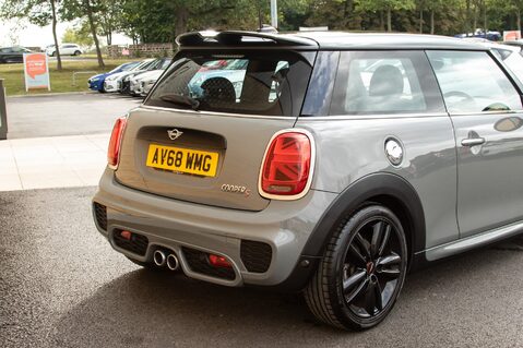 Mini Hatch COOPER S 8