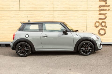 Mini Hatch COOPER S 12