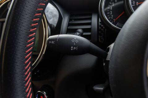 Mini Hatch COOPER S 17
