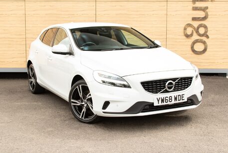 Volvo V40 T2 R-DESIGN EDITION