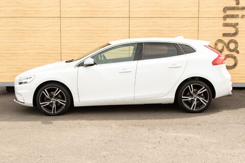 Volvo V40 T2 R-DESIGN EDITION 13