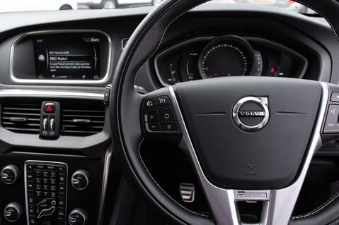 Volvo V40 T2 R-DESIGN EDITION 19