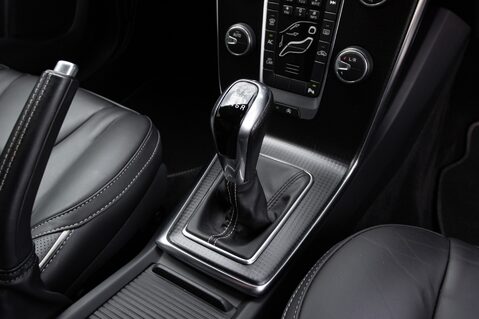 Volvo V40 T2 R-DESIGN EDITION 30