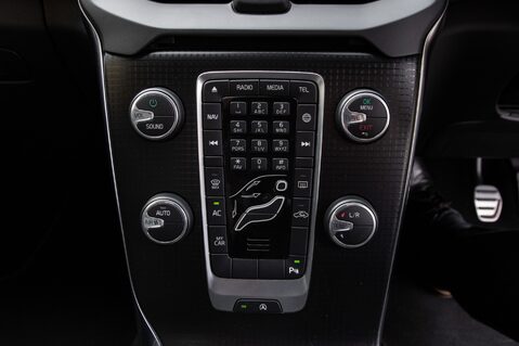 Volvo V40 T2 R-DESIGN EDITION 31