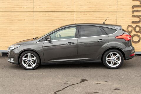 Ford Focus TITANIUM TDCI 13